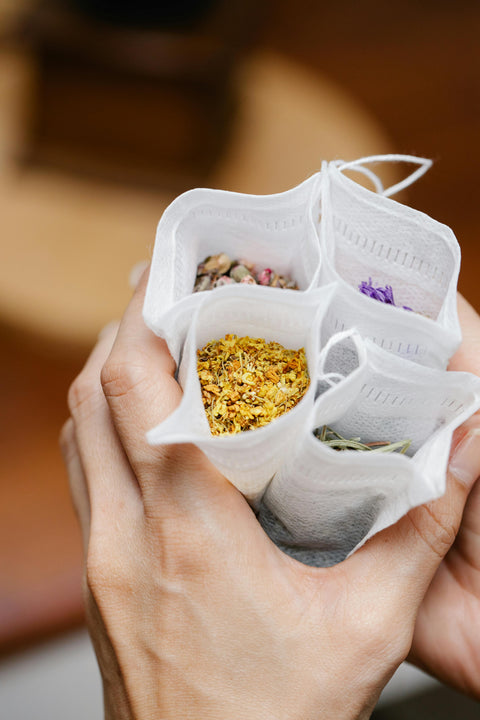 Thés en vrac vs sachets : quelles différences ?