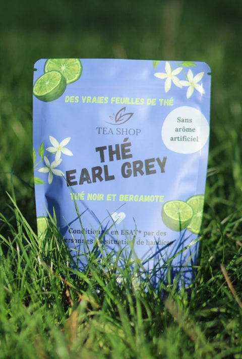 photo the earl grey dans herbe